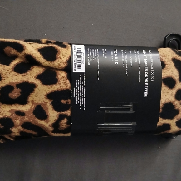 Torrid Leggings size 3 full length - Picture 2 of 2